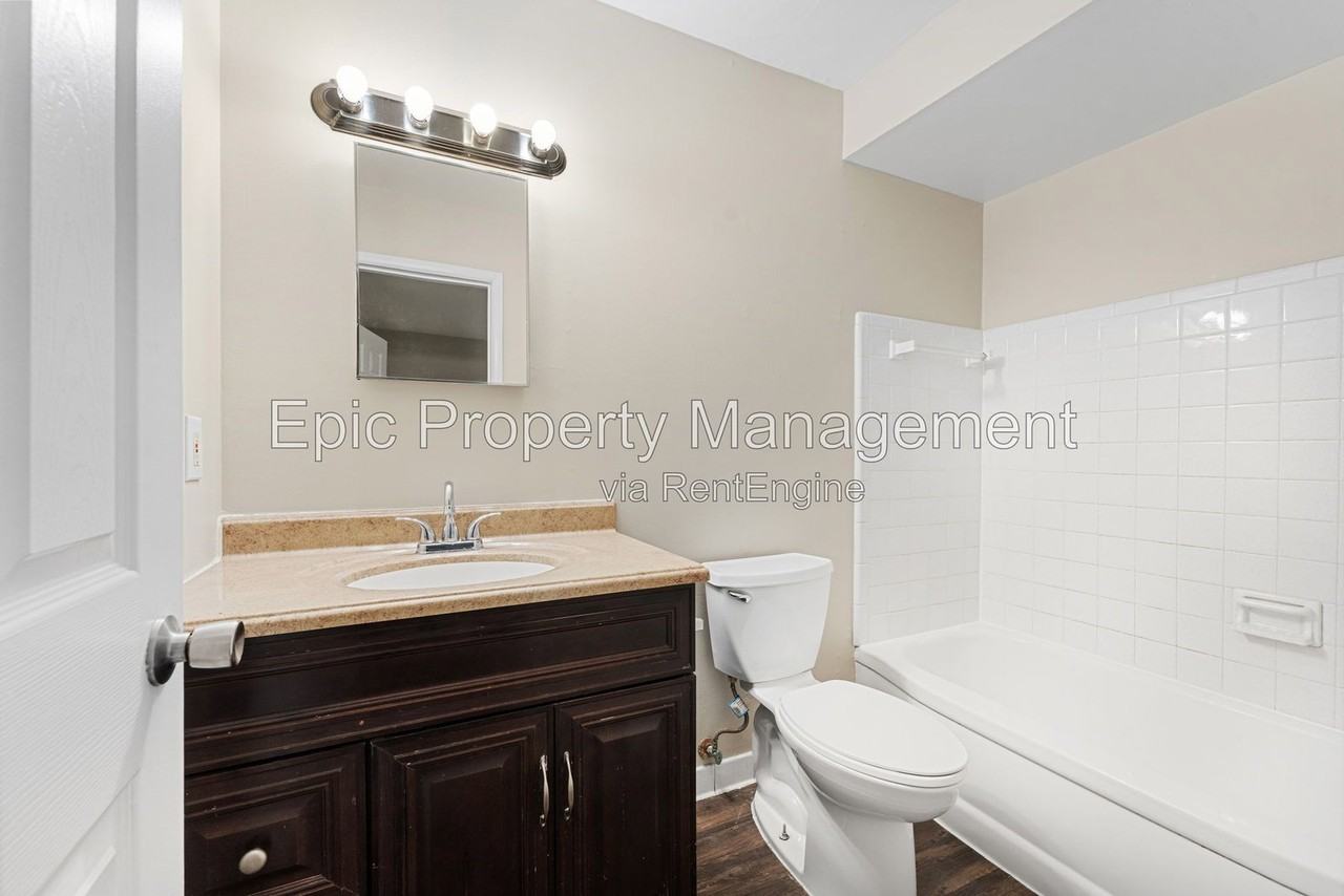 3934 Howe Rd #4 - Photo 5 of 12