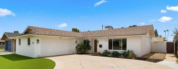 featured image of 8631 E Jackrabbit Rd