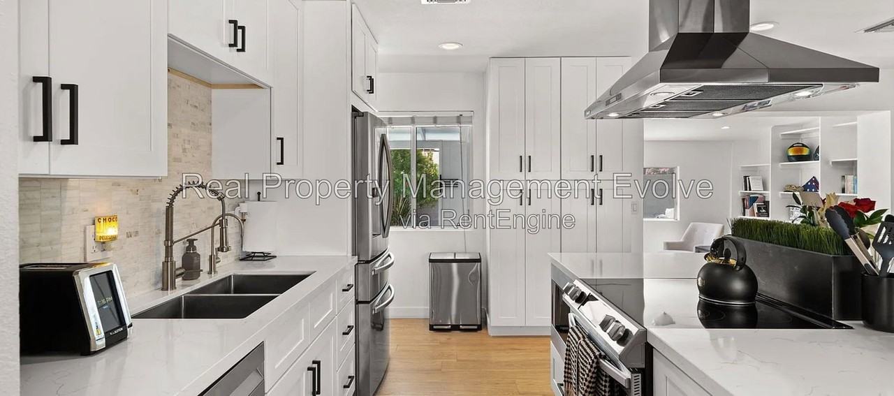 8631 E Jackrabbit Rd - Photo 6 of 28
