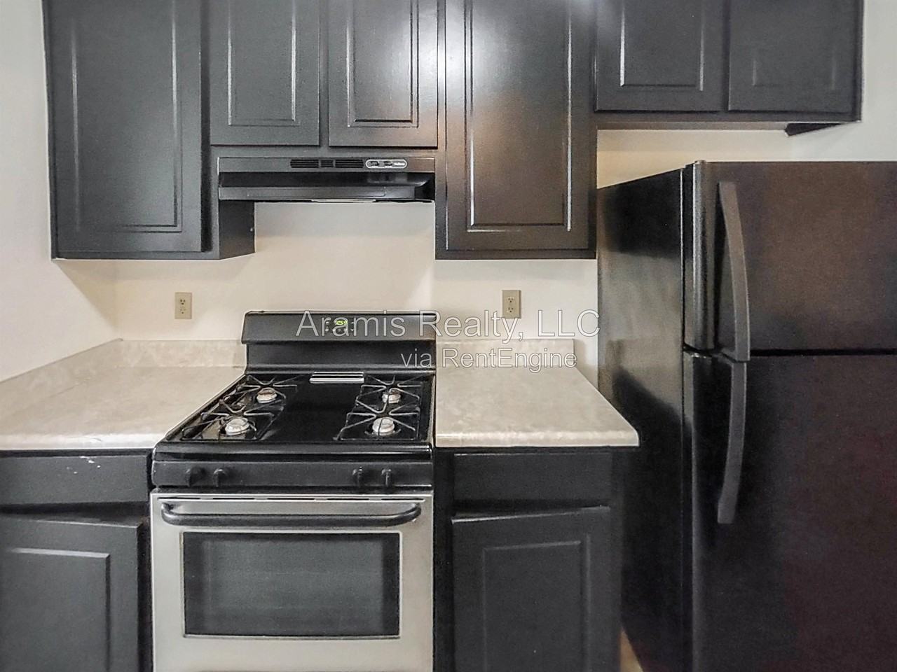 6843 Saganaw Dr - Photo 7 of 17