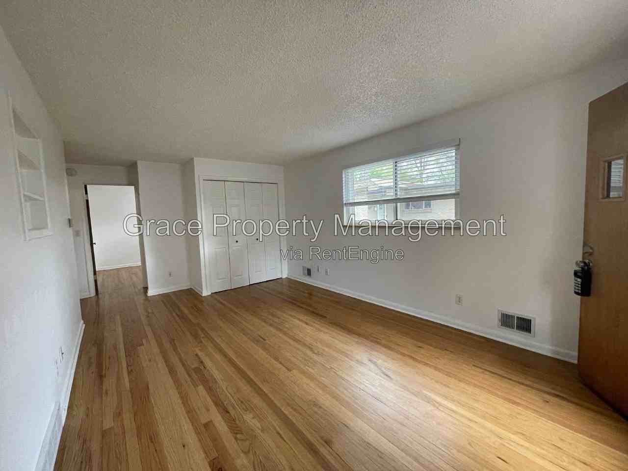 3540 S Corona St - Photo 3 of 17