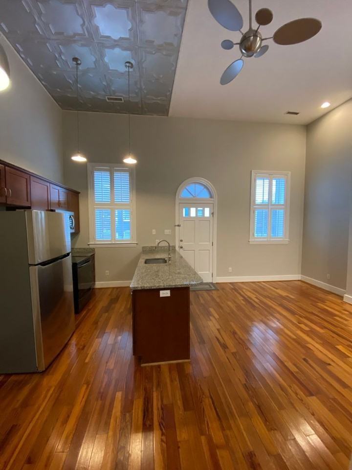 729 Catherine St - Photo 5 of 29