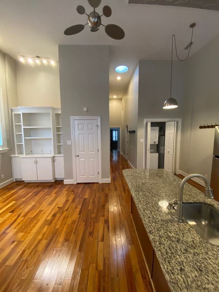 729 Catherine St - Photo 6 of 29