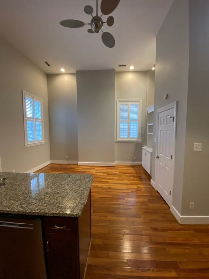 729 Catherine St - Photo 7 of 29