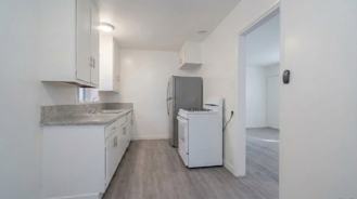 1127 W 111th St #A - Photo 1 of 1
