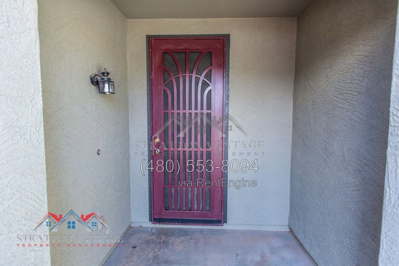 42322 W Lunar St - Photo 6 of 38