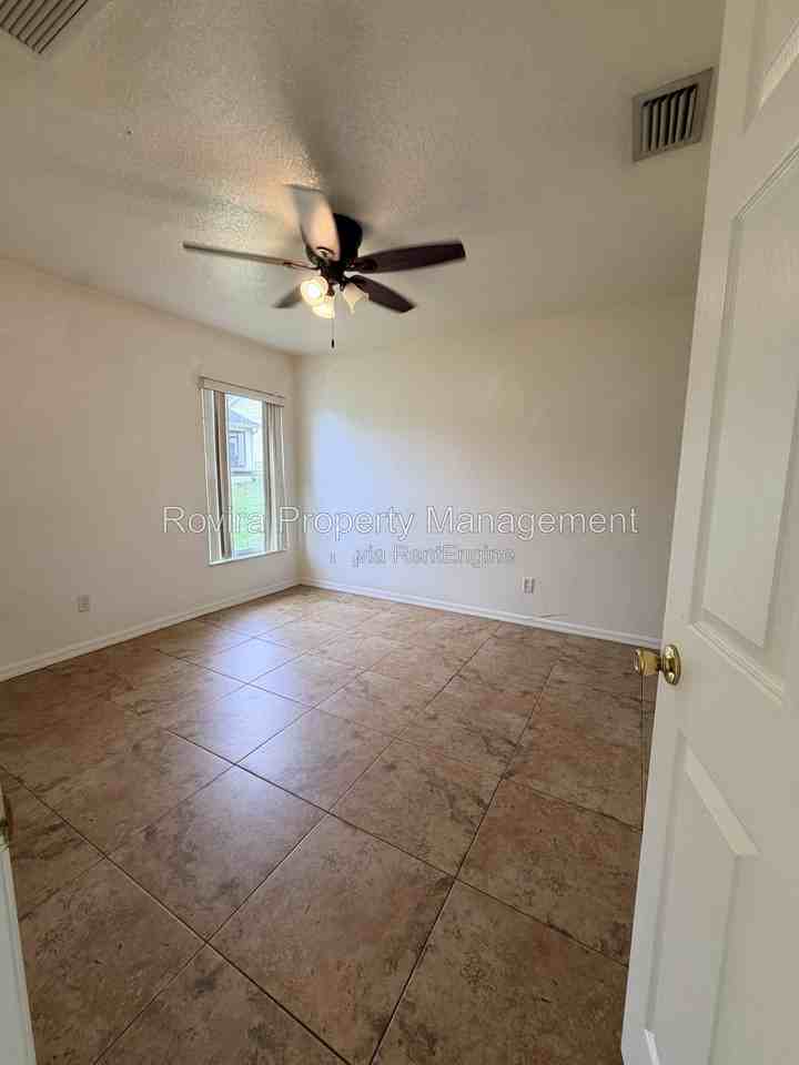 730 S Grand Hwy - Photo 5 of 10