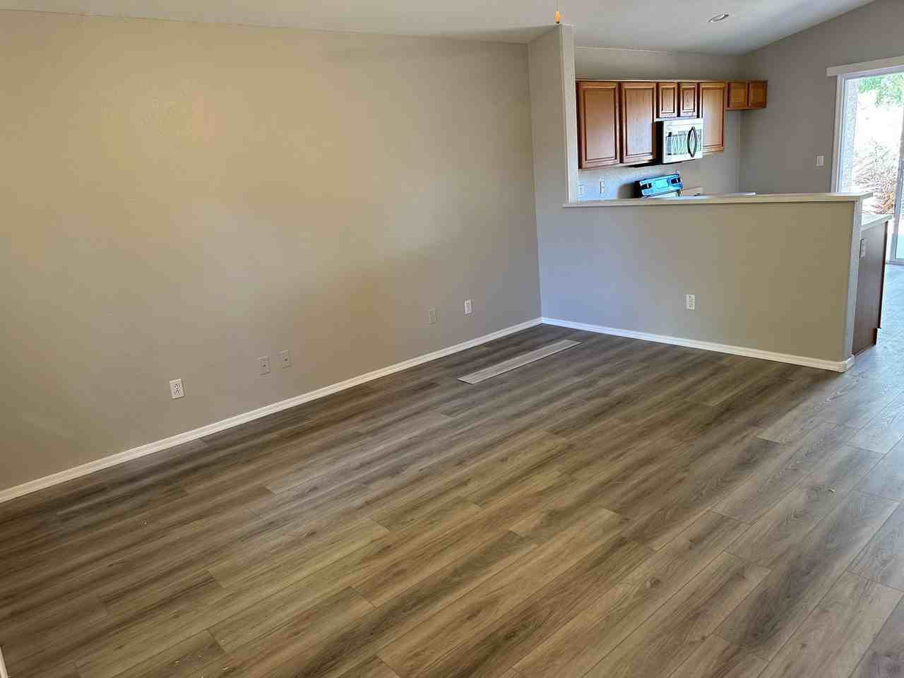 15345 W Evans Dr - Photo 3 of 11