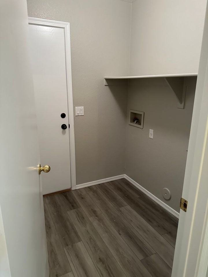 15345 W Evans Dr - Photo 7 of 11
