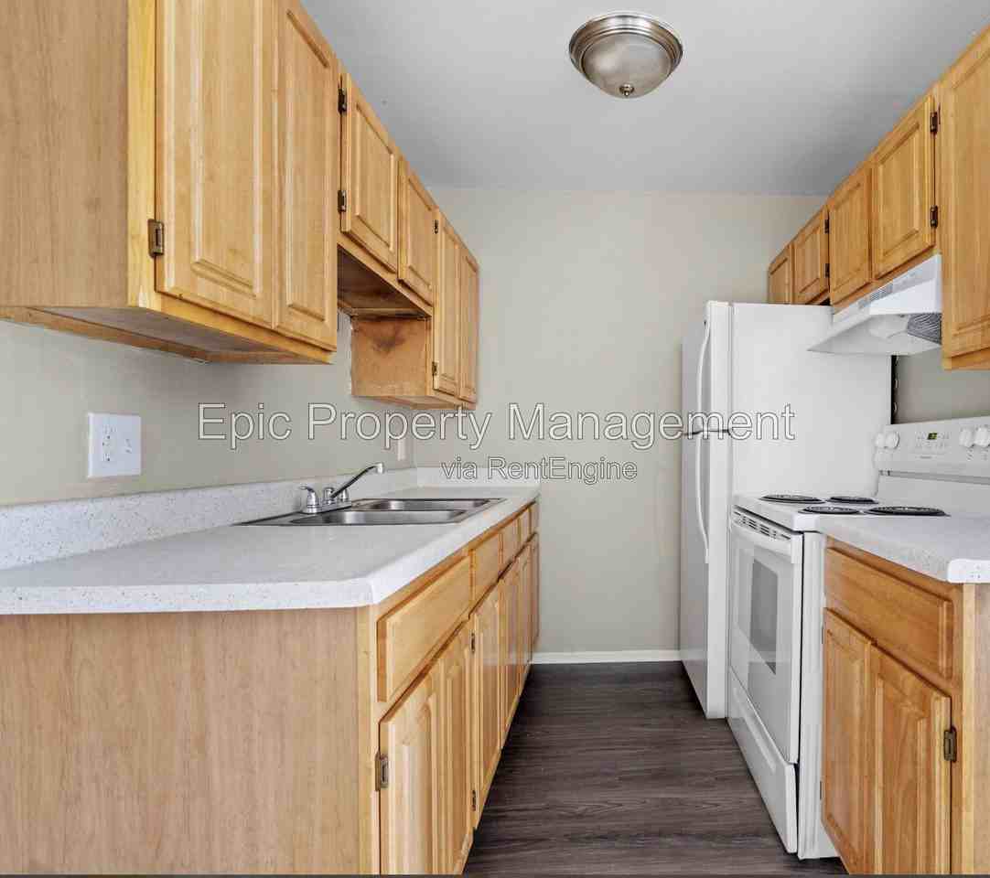 31471 Block St #106 - Photo 2 of 10