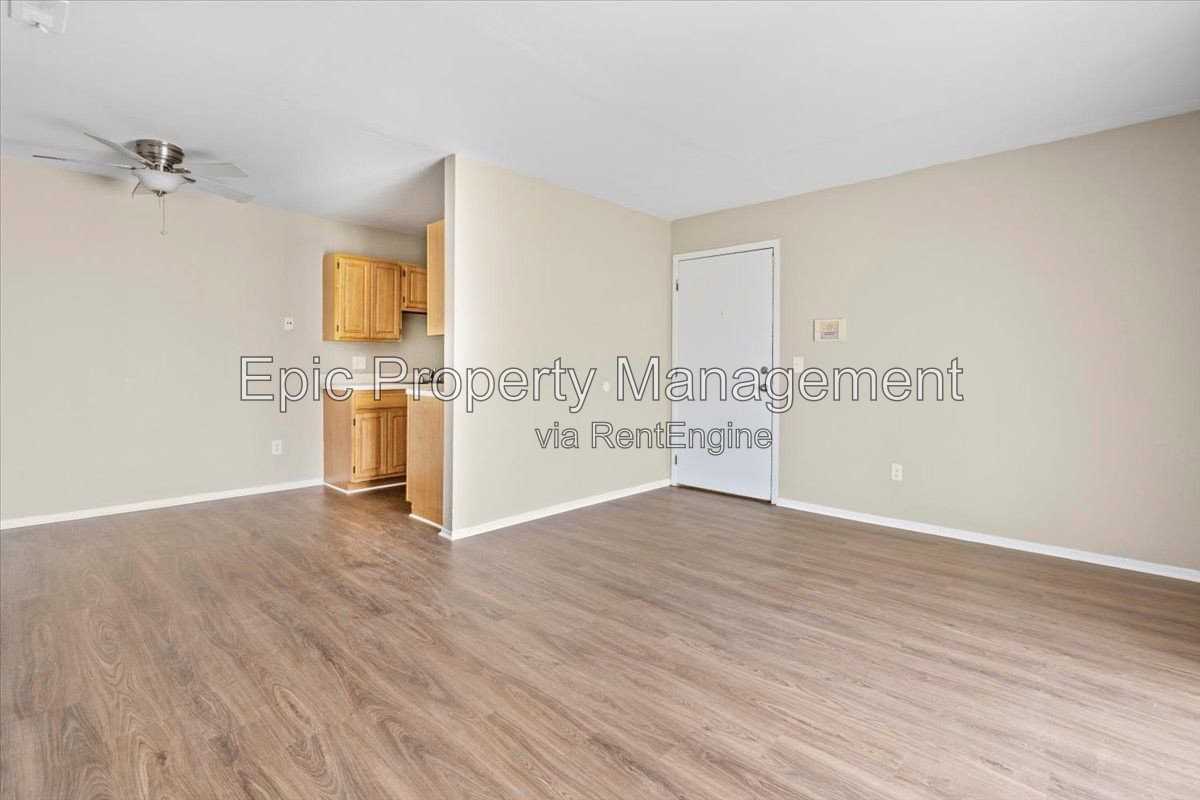 31471 Block St #106 - Photo 4 of 10
