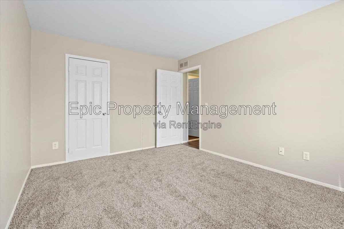 31471 Block St #106 - Photo 6 of 10