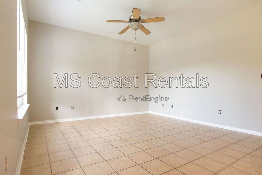 15815 Adam Rd #520 - Photo 3 of 13