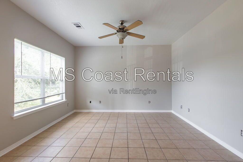 15815 Adam Rd #520 - Photo 4 of 13