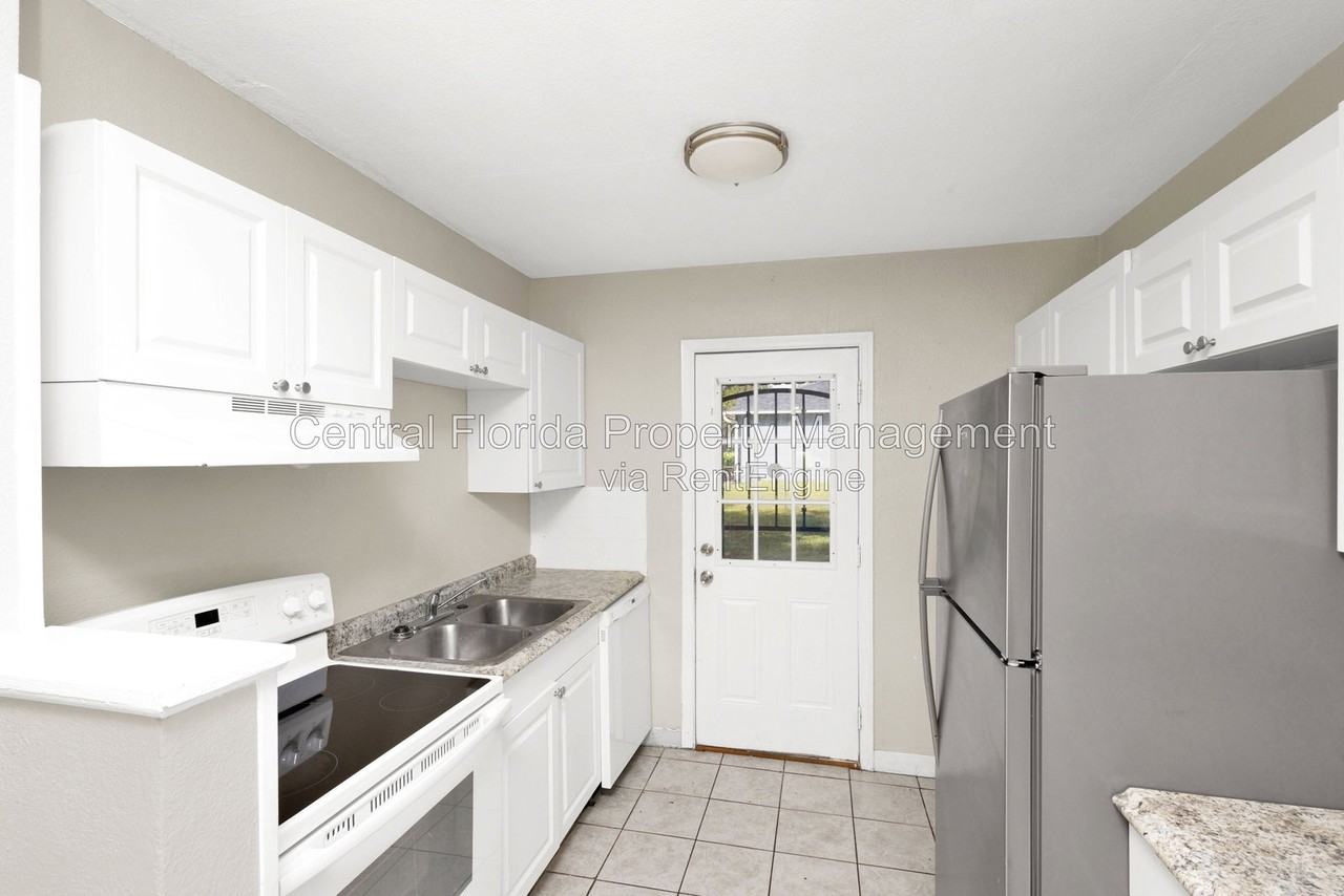 226 S Hill Ave - Photo 5 of 26