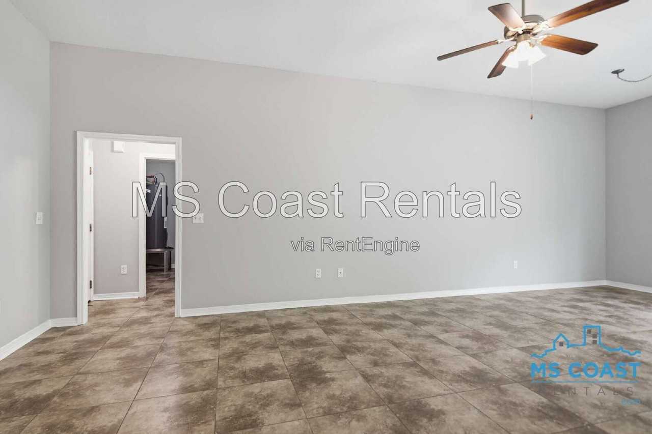13263 Willow Oak Cir - Photo 3 of 25