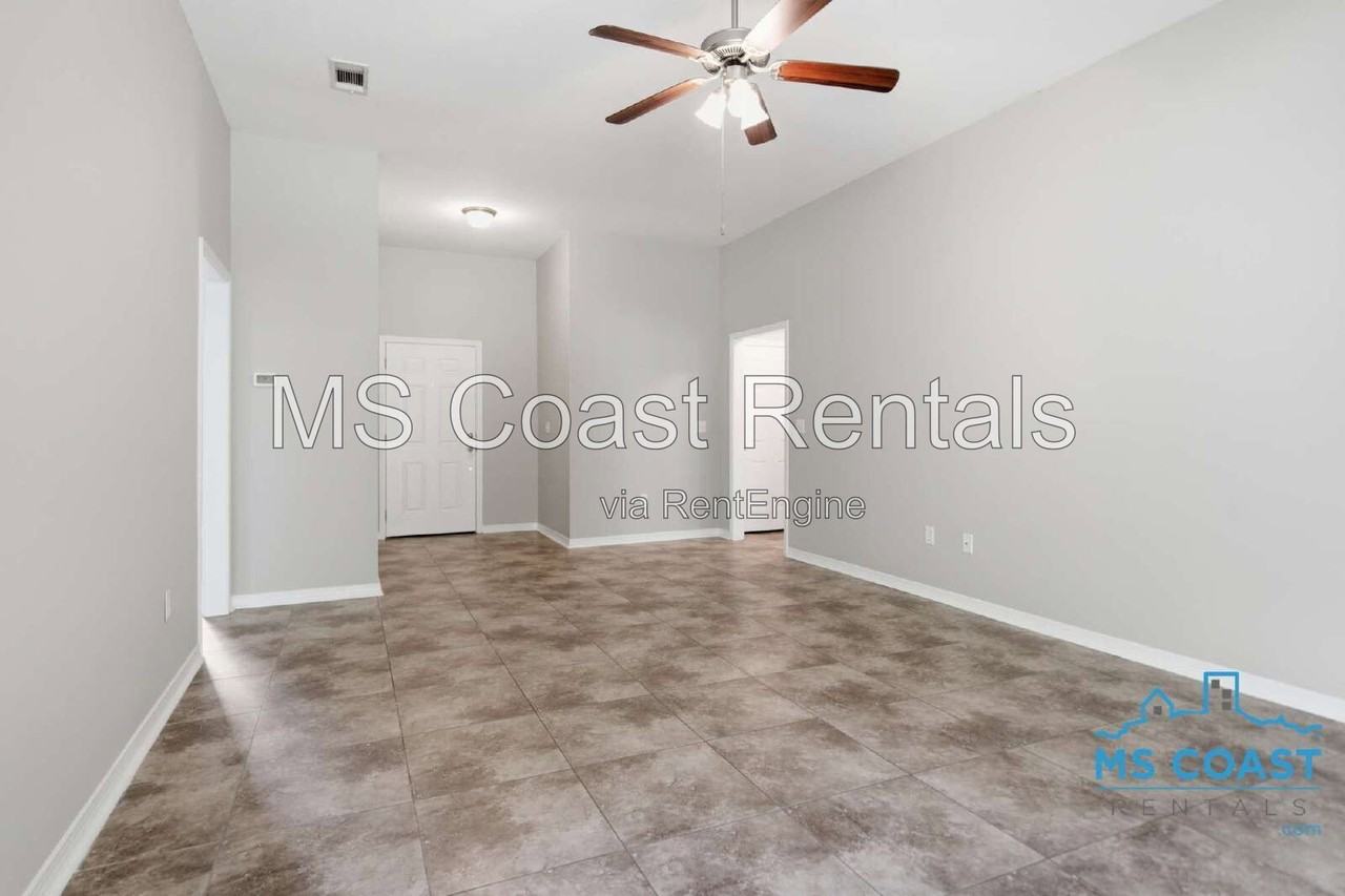 13263 Willow Oak Cir - Photo 4 of 25
