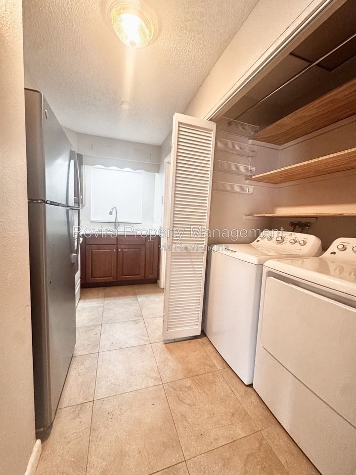 1350 Anderson St #1350 - Photo 6 of 11