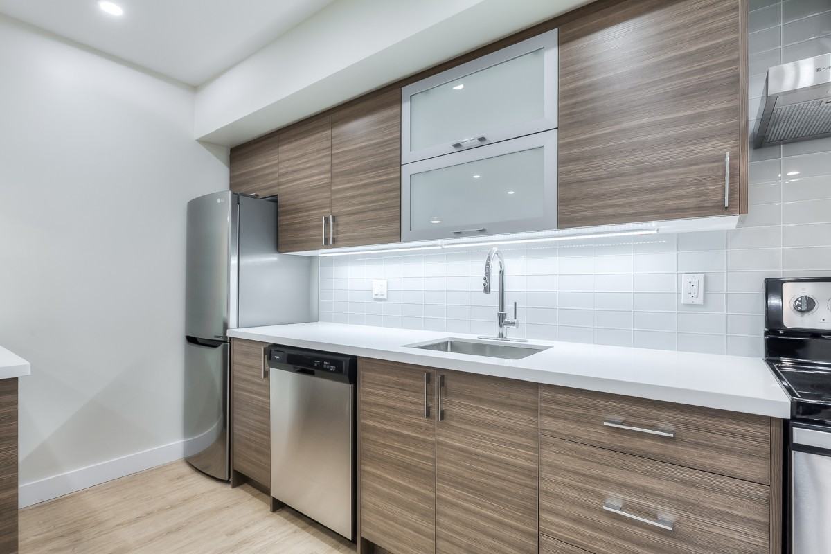 240 Durie St #U205 - Photo 5 of 15