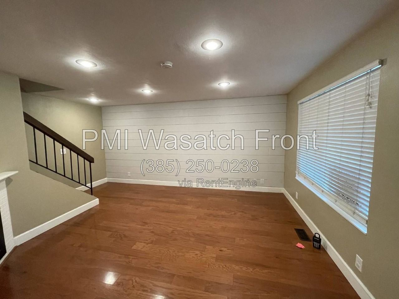 662 E Cobblestone Ln - Photo 4 of 14