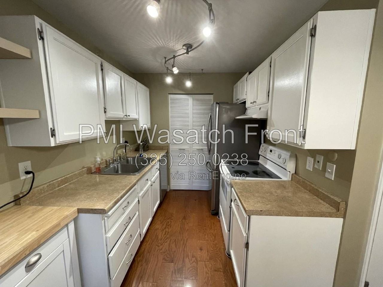 662 E Cobblestone Ln - Photo 5 of 14