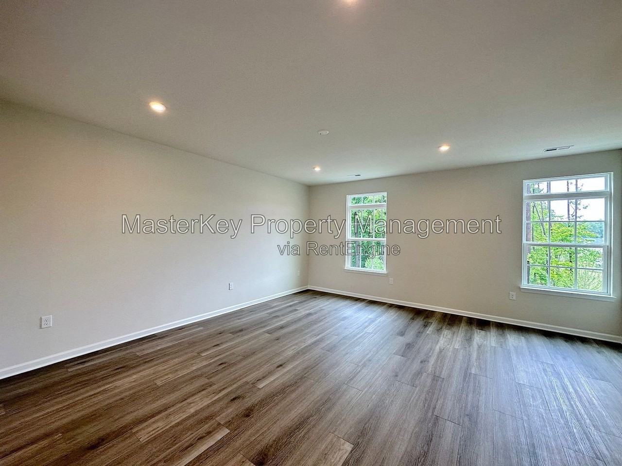 1018 Kentlands Dr - Photo 5 of 23
