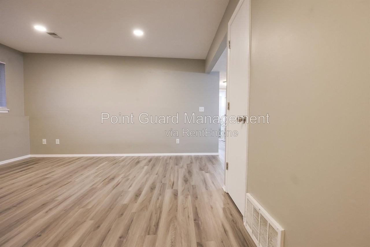 1260 Golden Gate Dr #211 - Photo 4 of 34