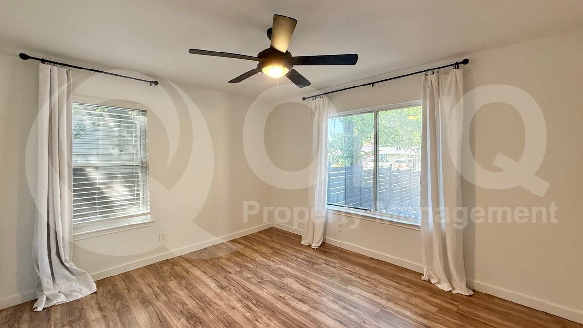 5504 Northdale Dr - Photo 7 of 33