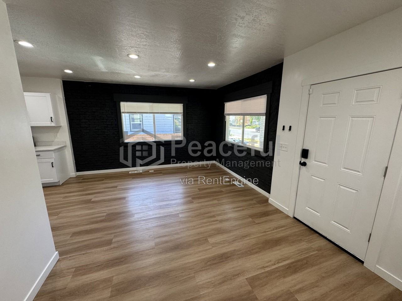 1603 S Major St #A - Photo 6 of 22