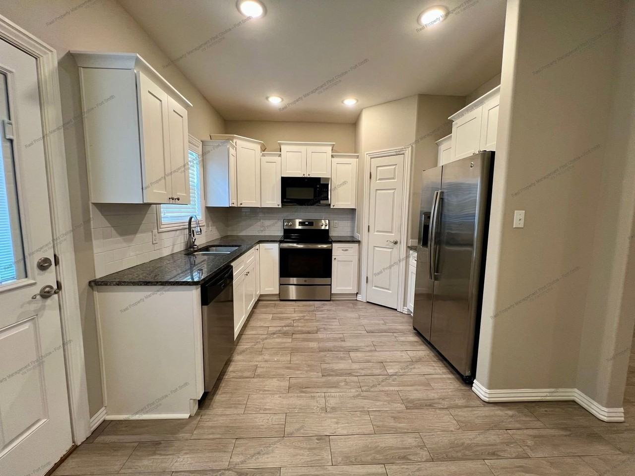 6809 Maribette Rd - Photo 5 of 23