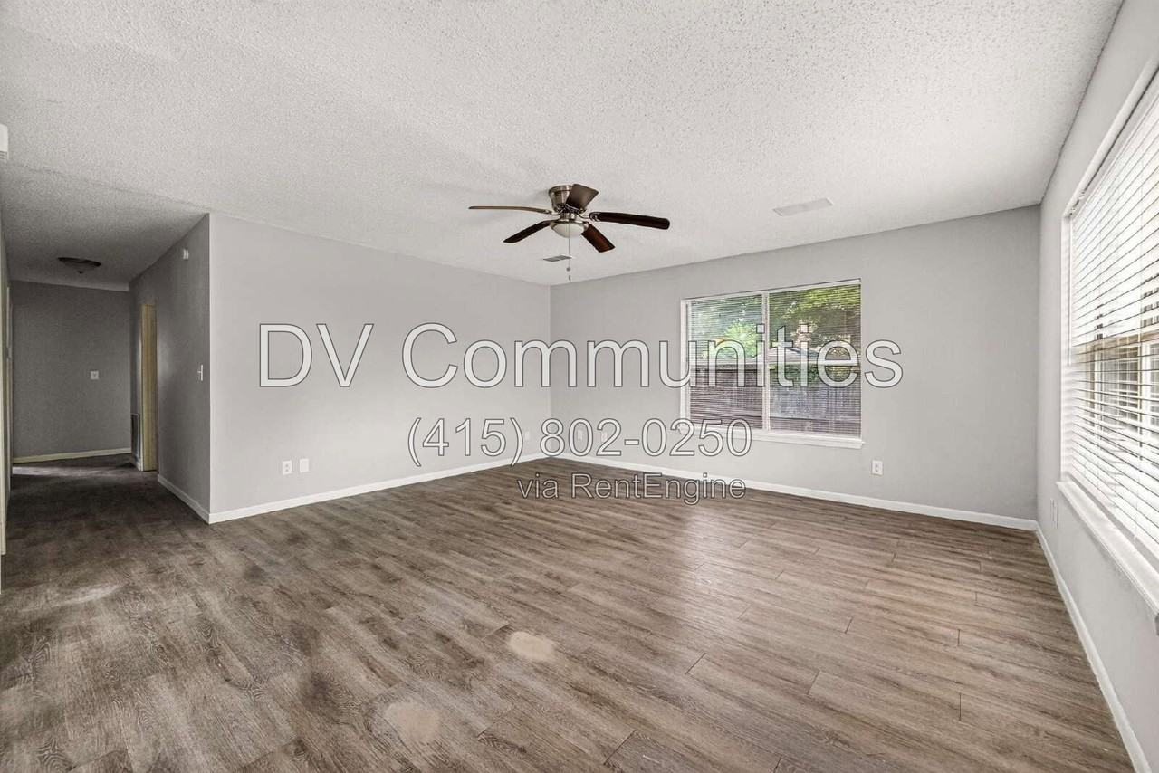 16835 S Lighthouse Dr - Photo 6 of 35