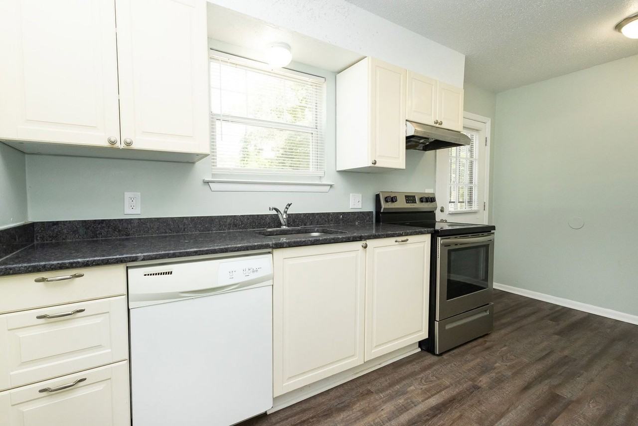 411 Booth Rd #413 - Photo 5 of 16