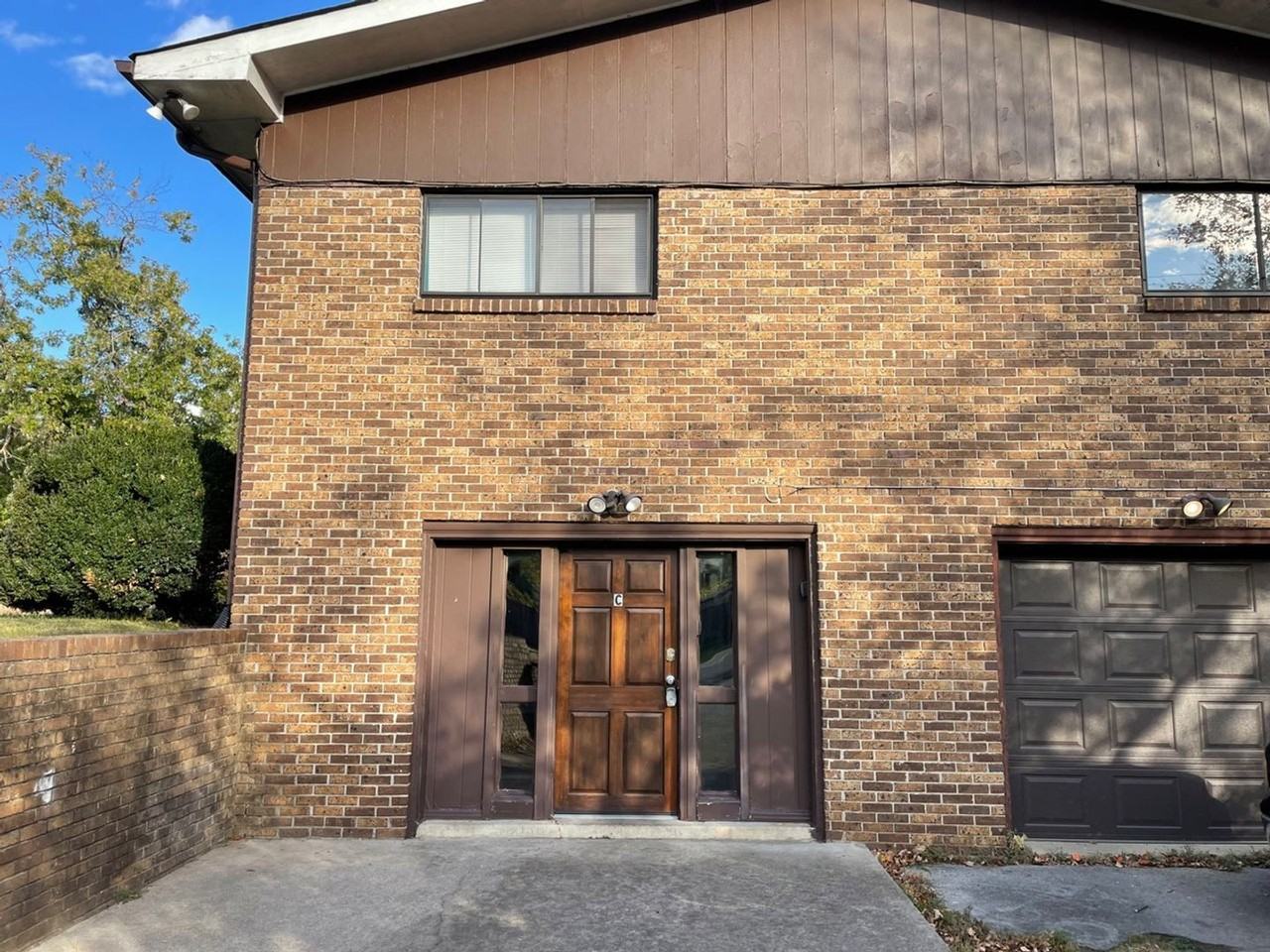 4000 Lara Ln #C - Photo 4 of 11