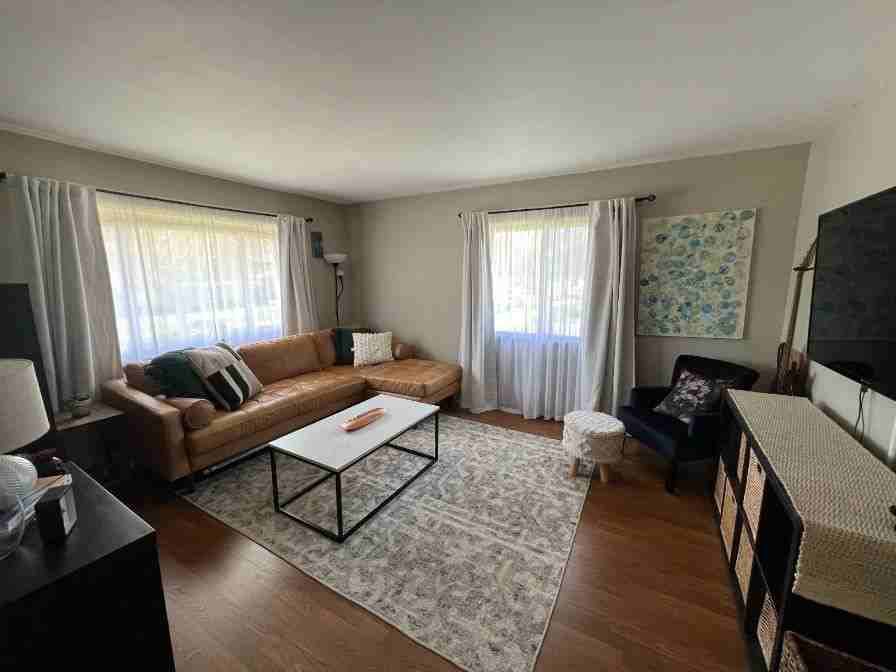 3642 E Lunham Ave - Photo 2 of 9