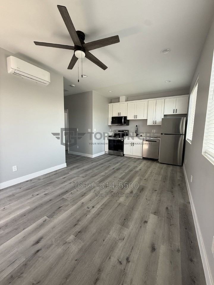 3120 Martin Ave - Photo 6 of 14