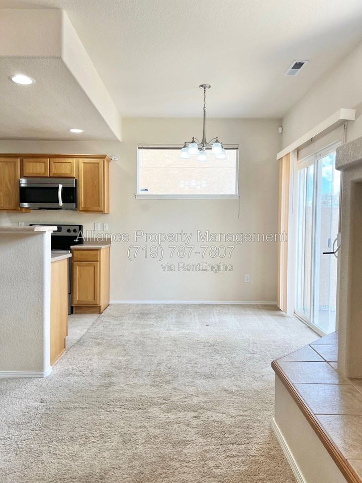 3836 Packers Pt - Photo 6 of 33