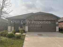featured image of 2530 Russell St