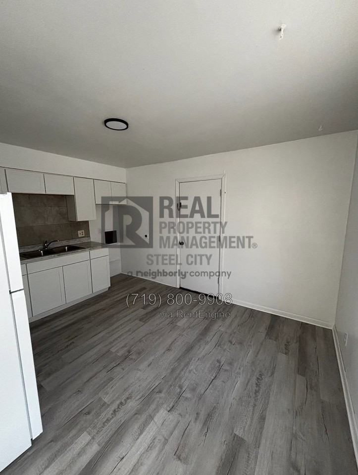 1611 W 20th St #1605 - Photo 5 of 13