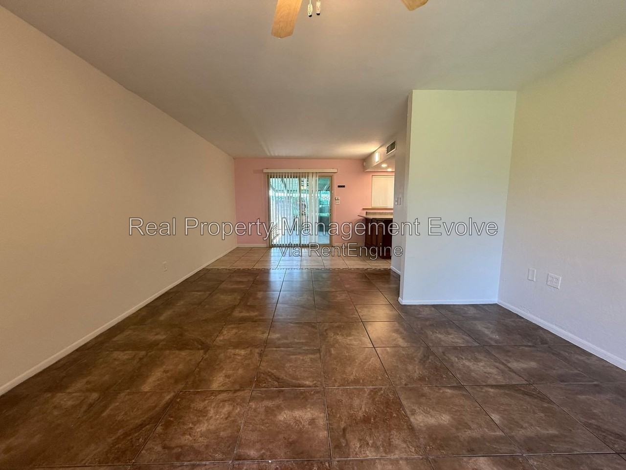 4709 N 26th Ln - Photo 3 of 22