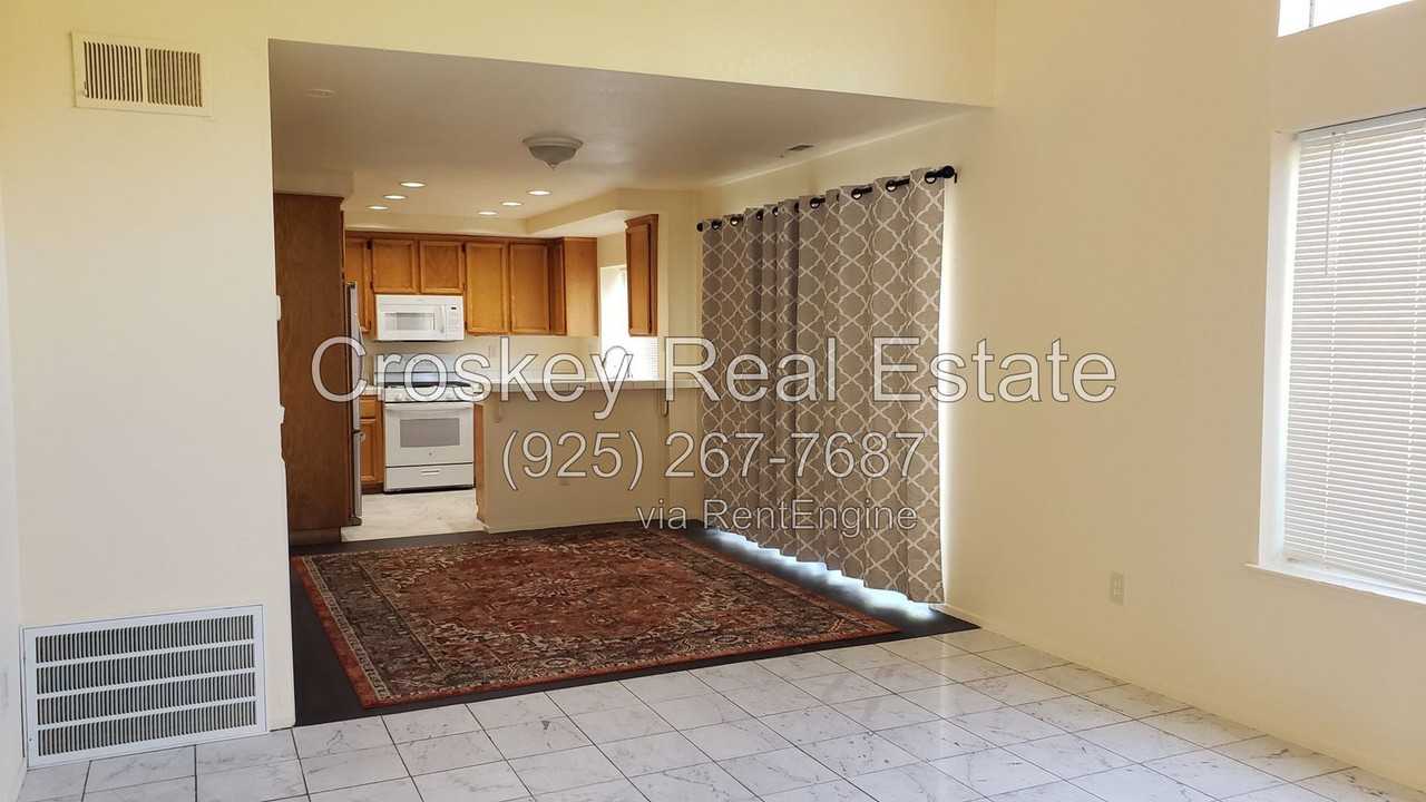 4717 Knollpark Cir - Photo 6 of 14