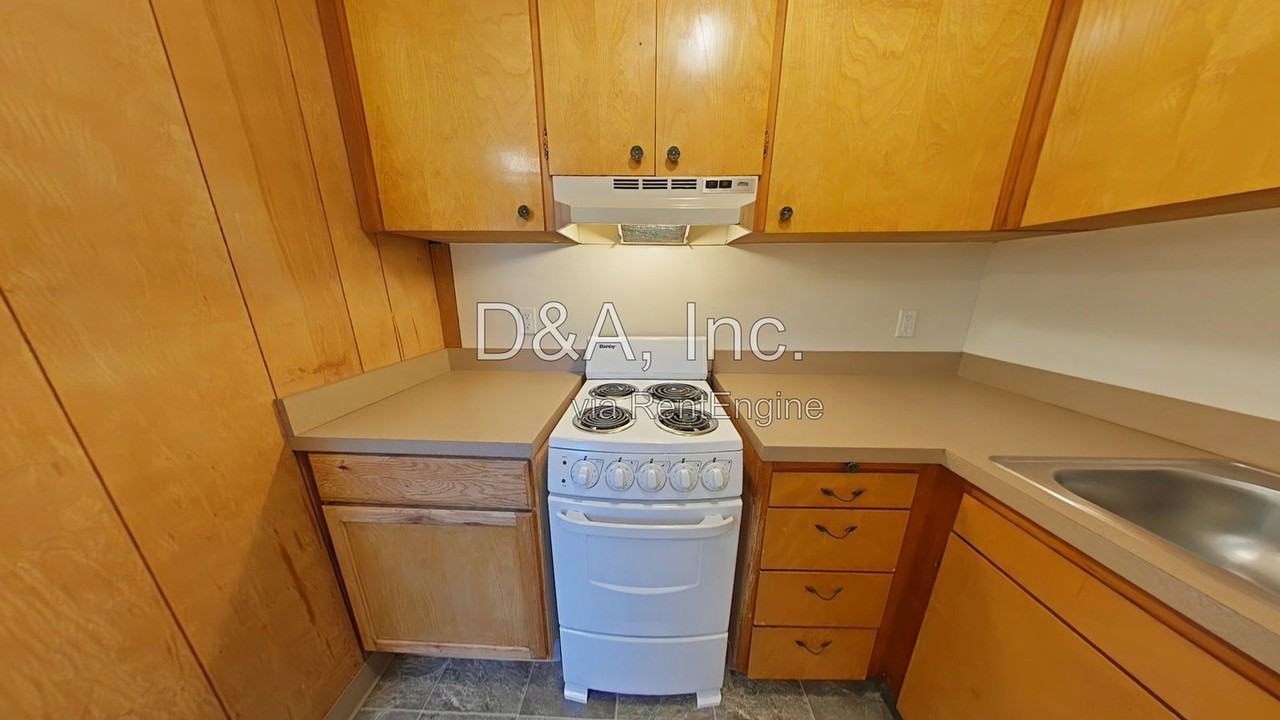 113 Nw 11th St #100 - Photo 5 of 11