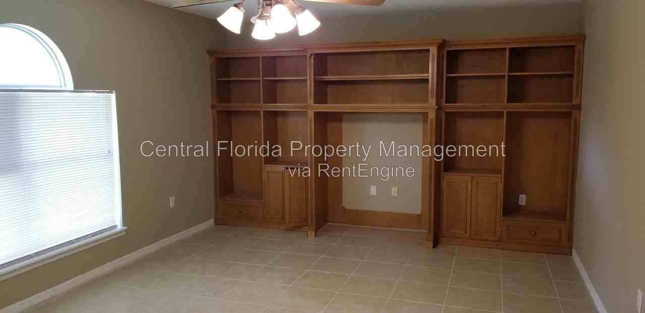 4040 Iveyglen Ave - Photo 2 of 5