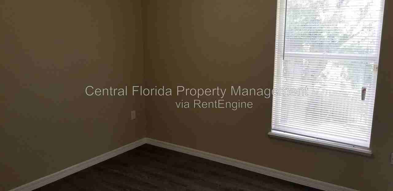 4040 Iveyglen Ave - Photo 4 of 5