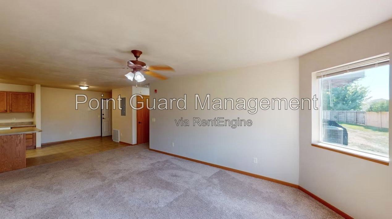 106 S Sandstone Ave #44 - Photo 3 of 13