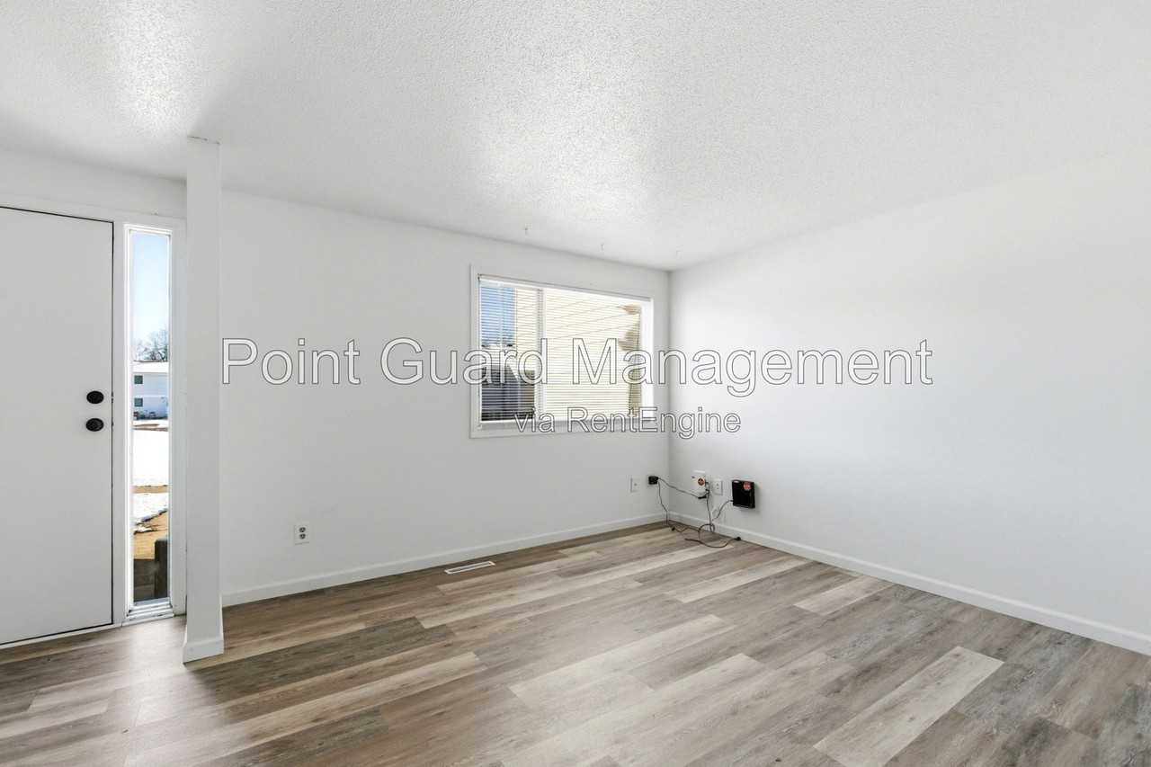 1806 S Cleveland Ave - Photo 7 of 27