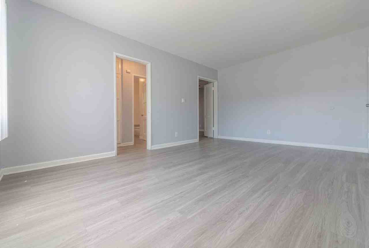 4044 West Blvd #AA - Photo 7 of 12