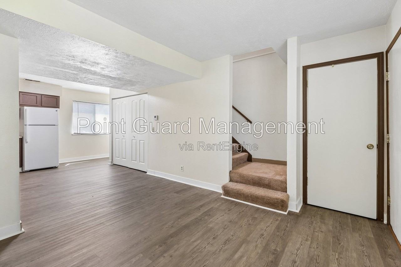 3018 S 68th Ct - Photo 2 of 19