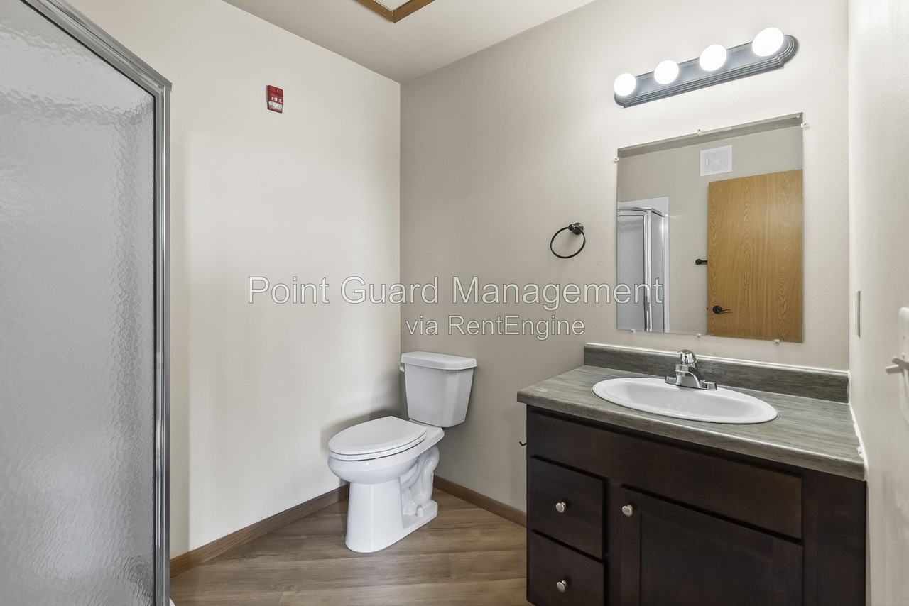 106 S Sandstone Ave #64 - Photo 5 of 7