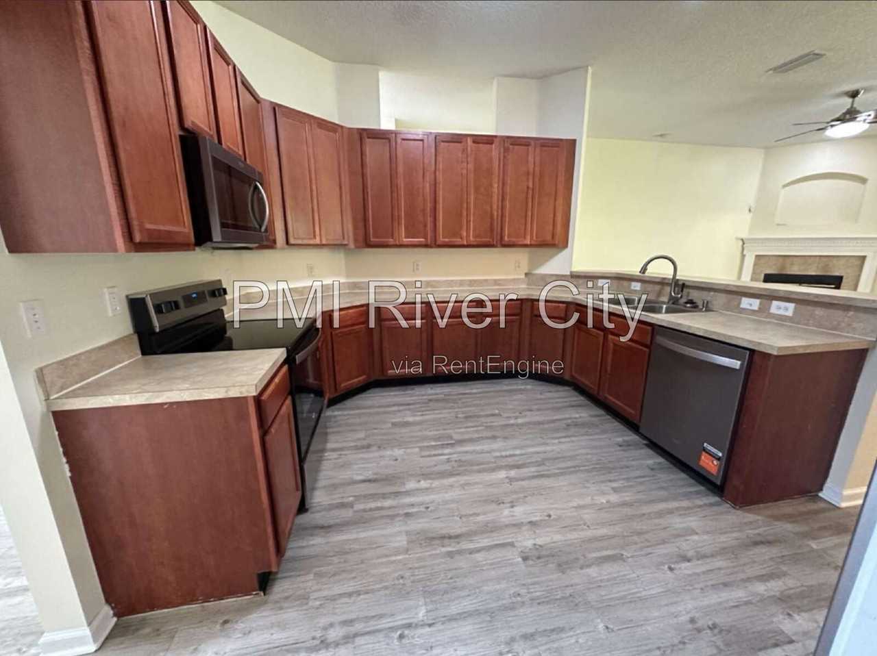 533 Alice Cove Ct - Photo 3 of 25