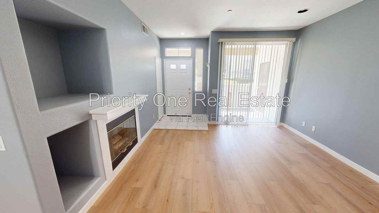 10766 Sabre Hill Dr #154 - Photo 5 of 23